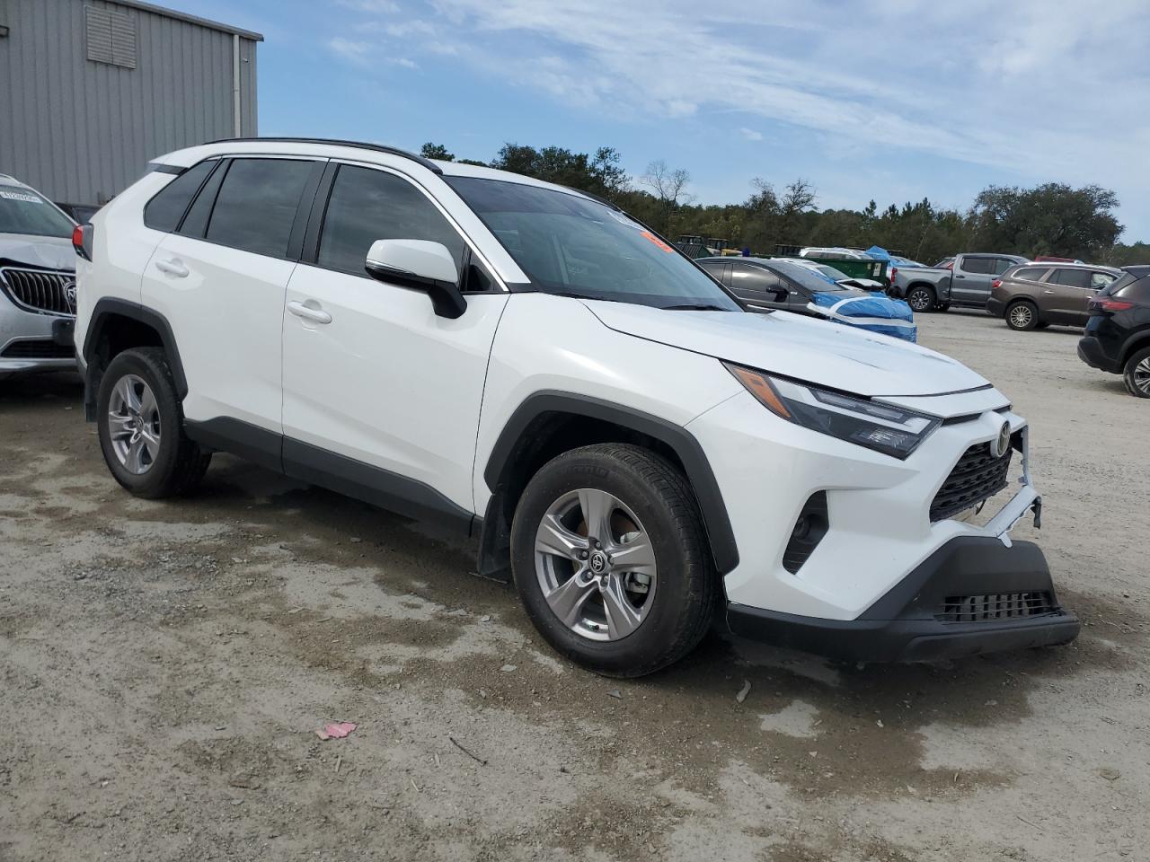 2024 Toyota RAV 4 - Image 4
