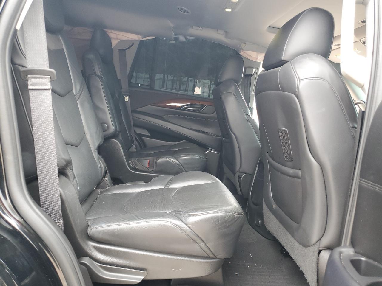 2019 Cadillac Escalade - Image 12