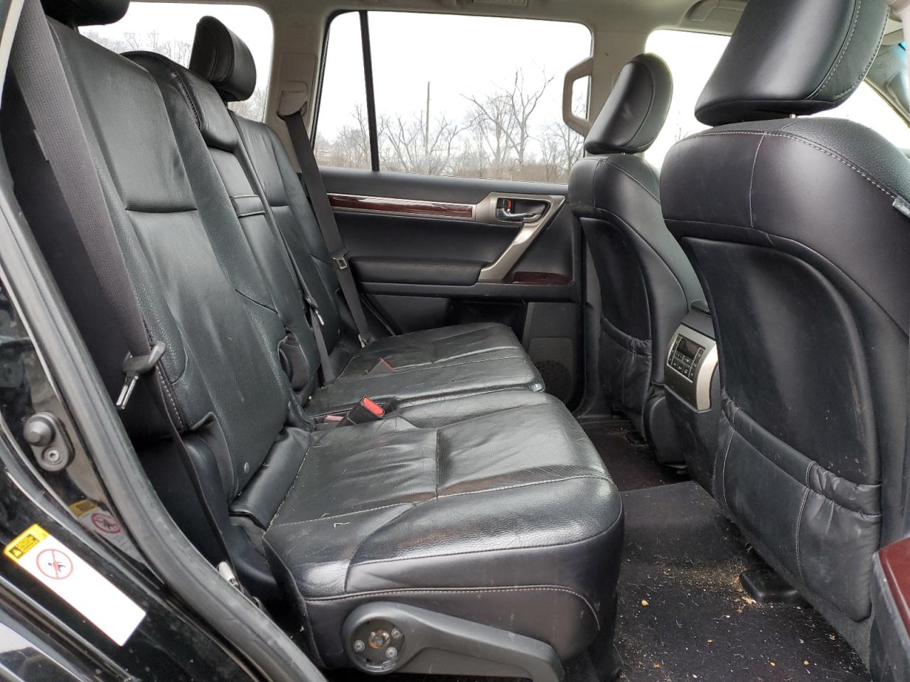 2016 Lexus GX - Image 12