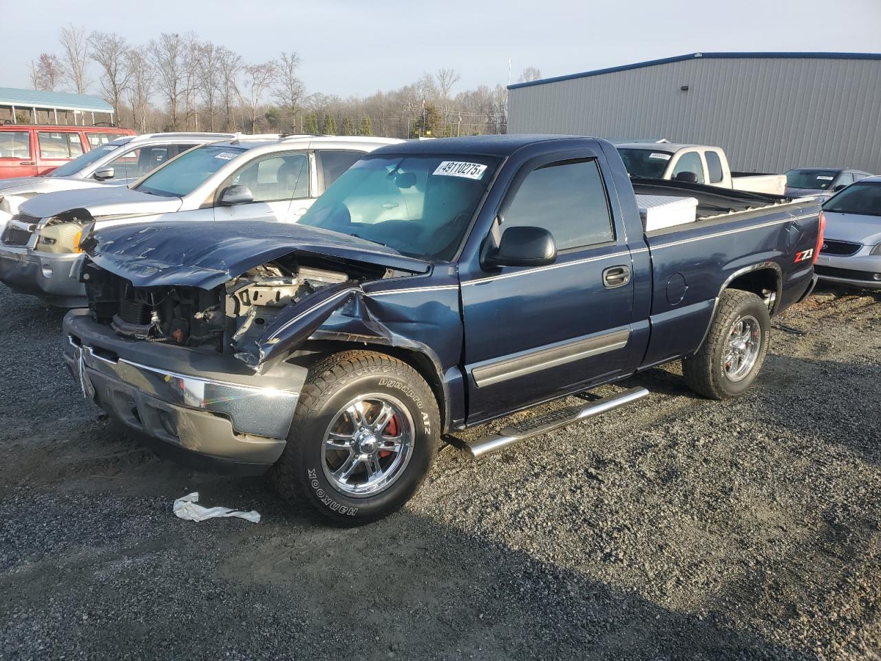 2005 Chevrolet Silverado - Image 1