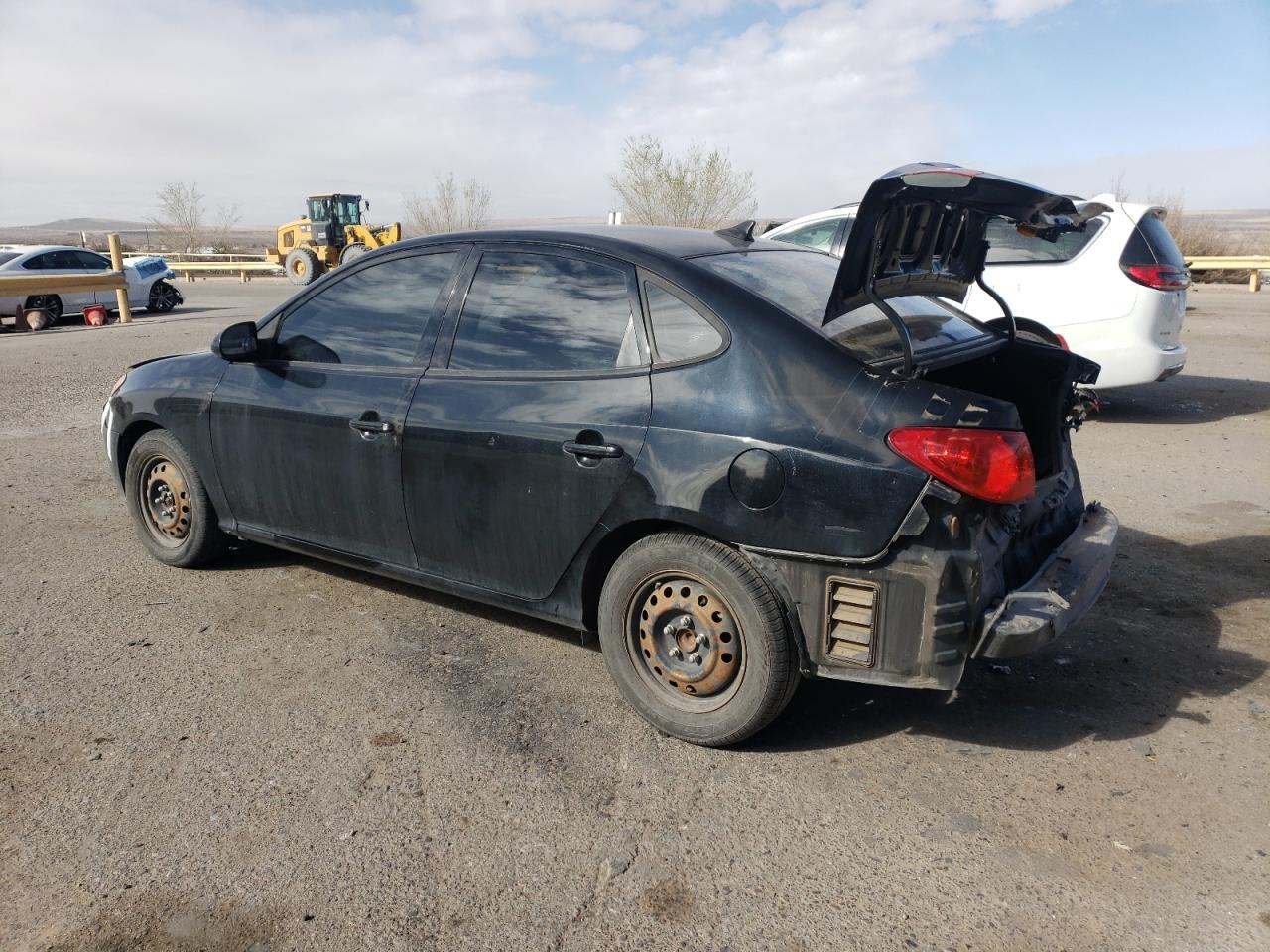 2010 Hyundai Elantra - Image 2