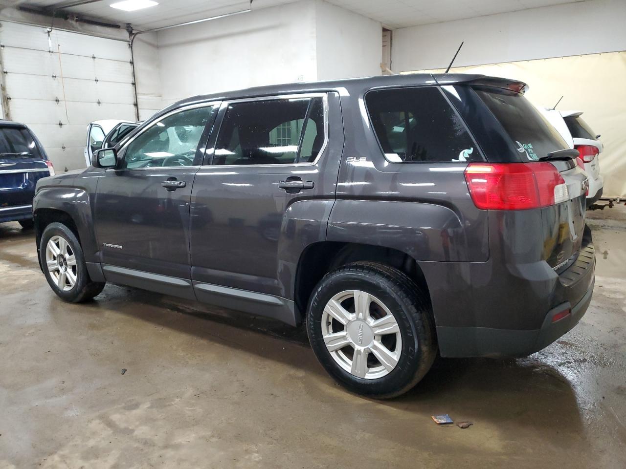 2014 GMC Terrain - Image 2