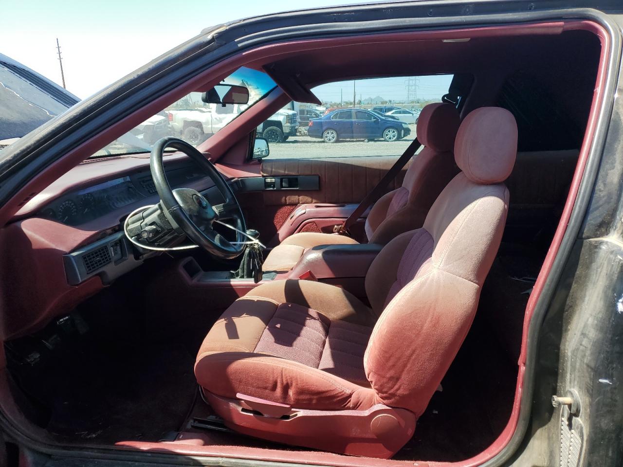 1992 Chevrolet Lumina - Image 7
