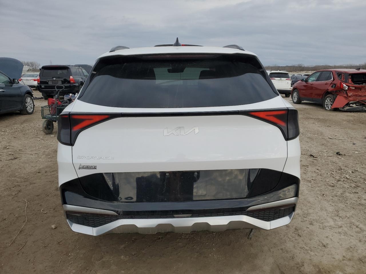 2024 Kia Sportage - Image 6