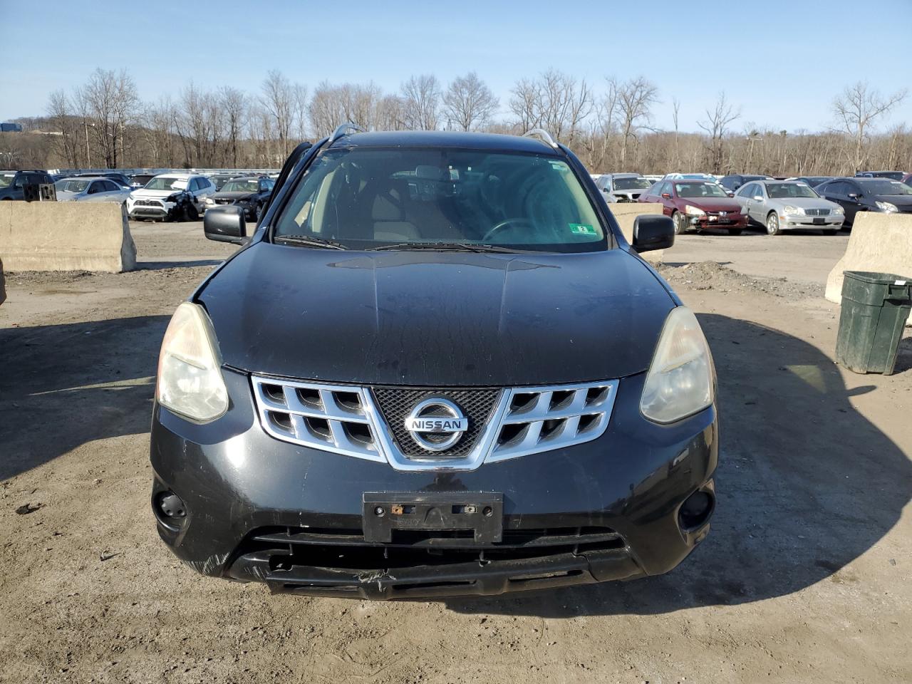 2011 Nissan Rogue - Image 5