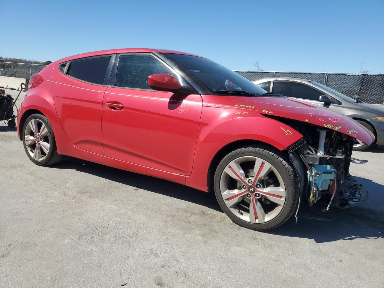 2016 Hyundai Veloster - Image 4