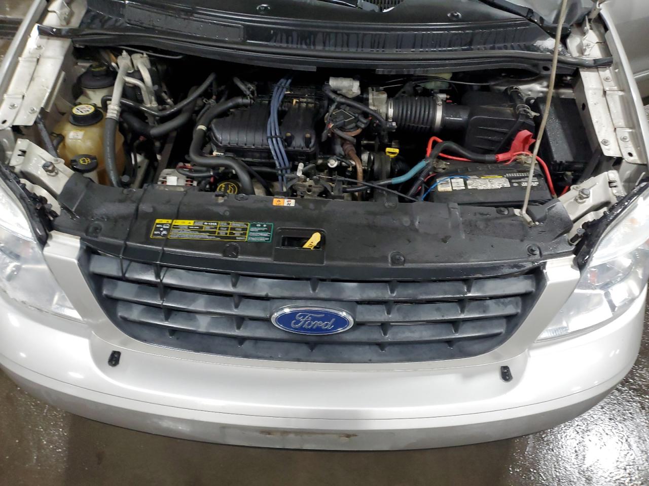 2005 Ford Freestar - Image 12