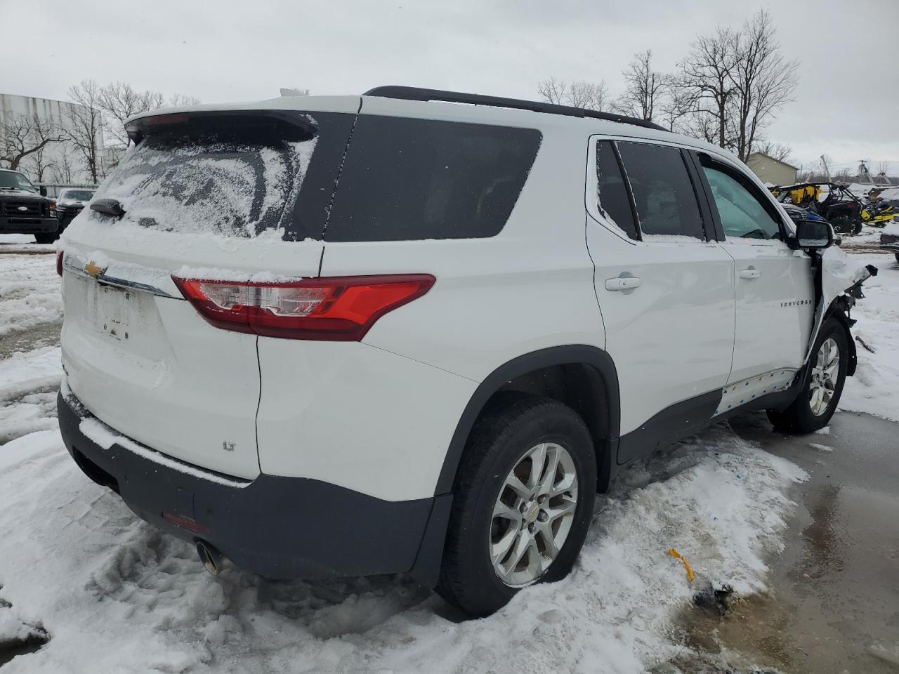 2021 Chevrolet Traverse - Image 3