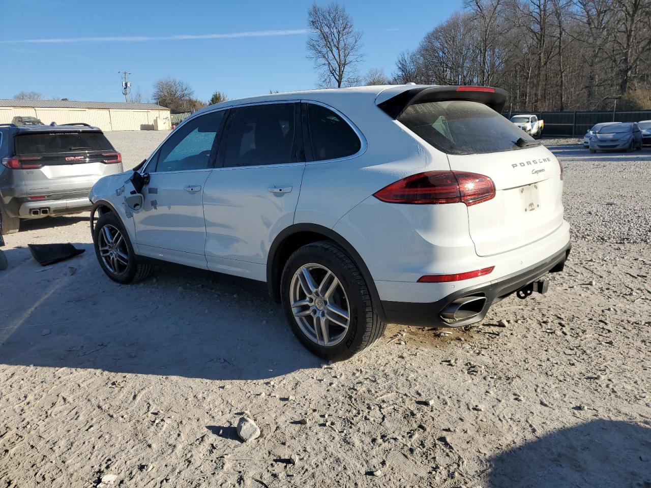 2016 Porsche Cayenne - Image 2