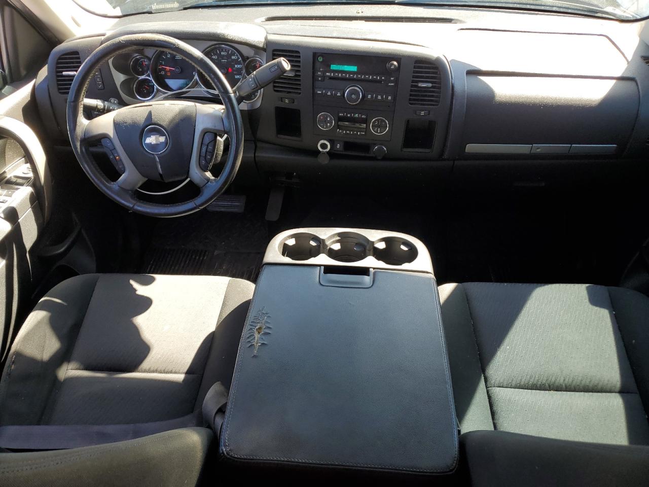2012 Chevrolet Silverado - Image 8
