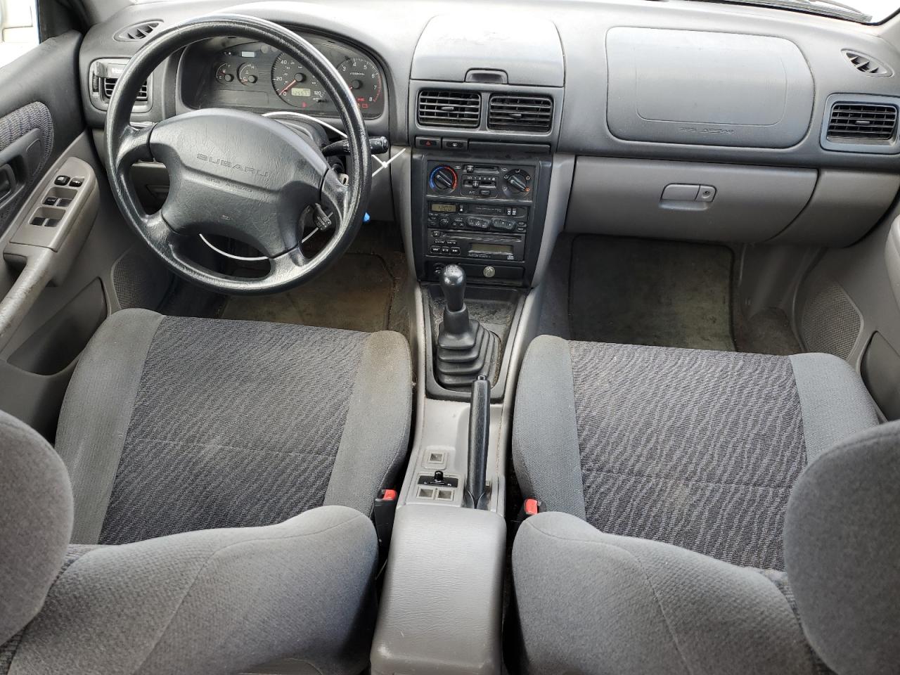 2000 Subaru Impreza - Image 8