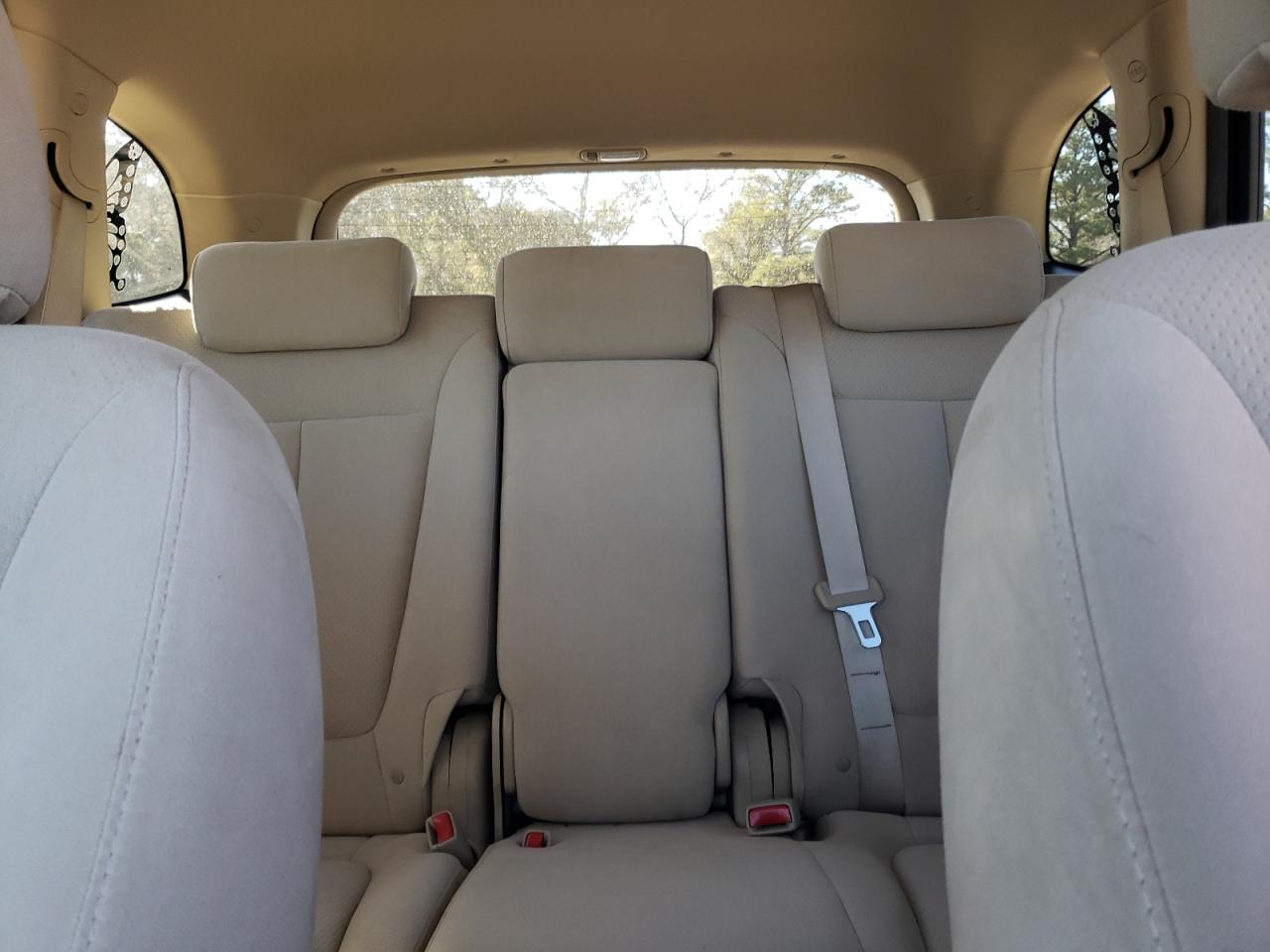 2009 Hyundai Santa Fe - Image 10