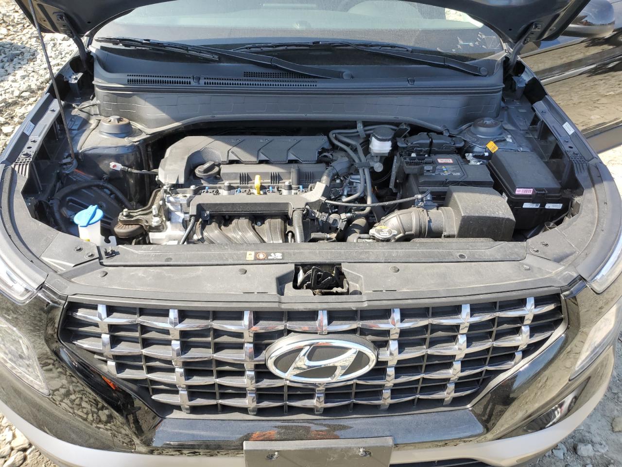 2024 Hyundai Venue - Image 14