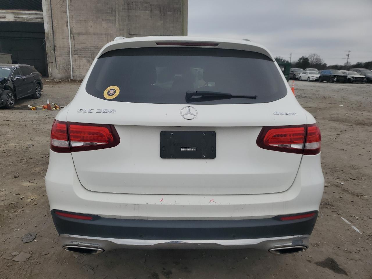 2016 Mercedes-Benz GLC - Image 6