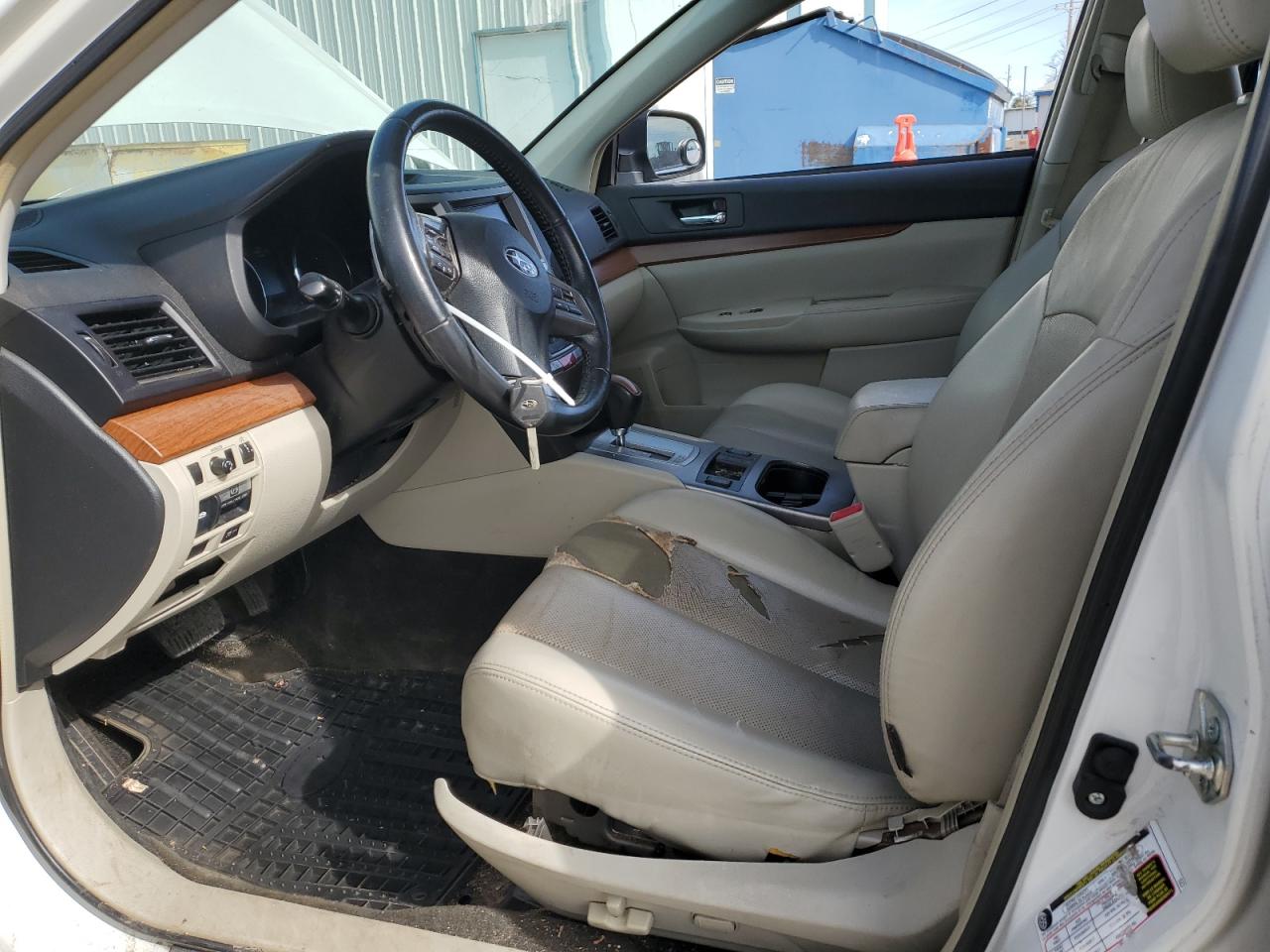 2013 Subaru Outback - Image 7