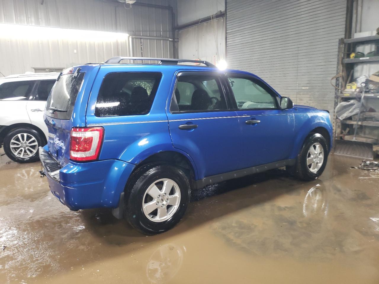 2012 Ford Escape - Image 3