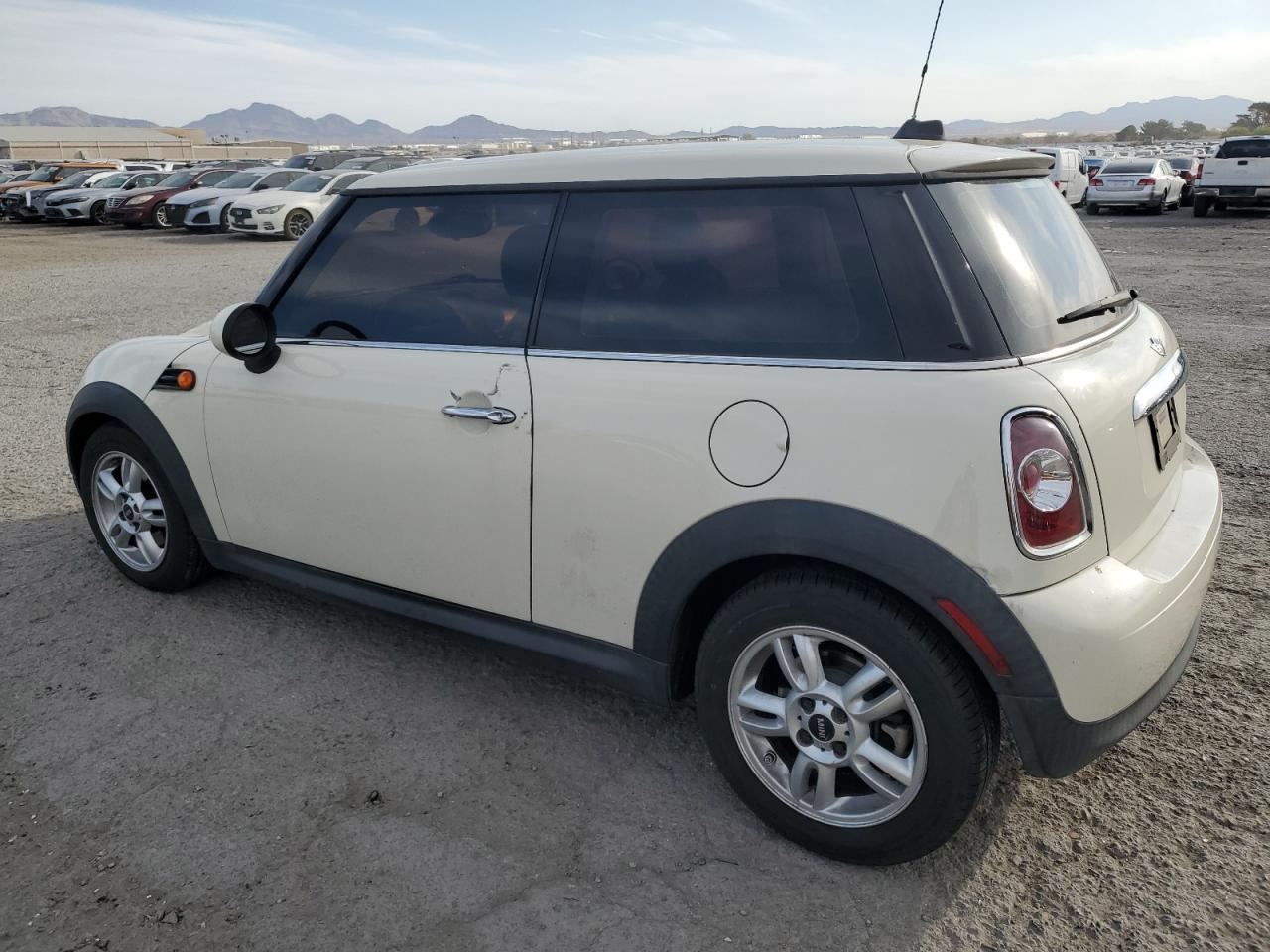 2012 MINI Cooper - Image 2