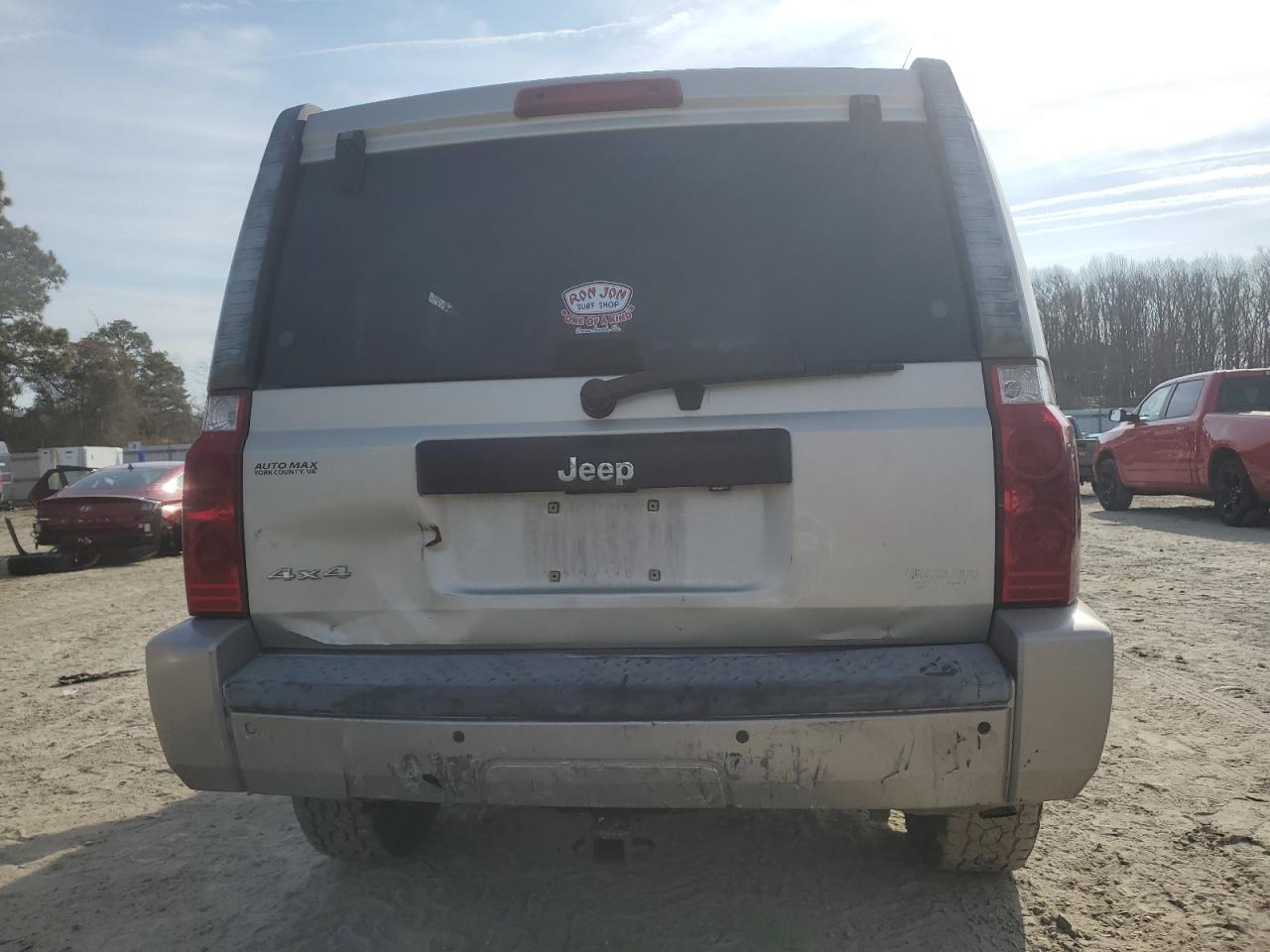 2009 Jeep Commander - Image 6