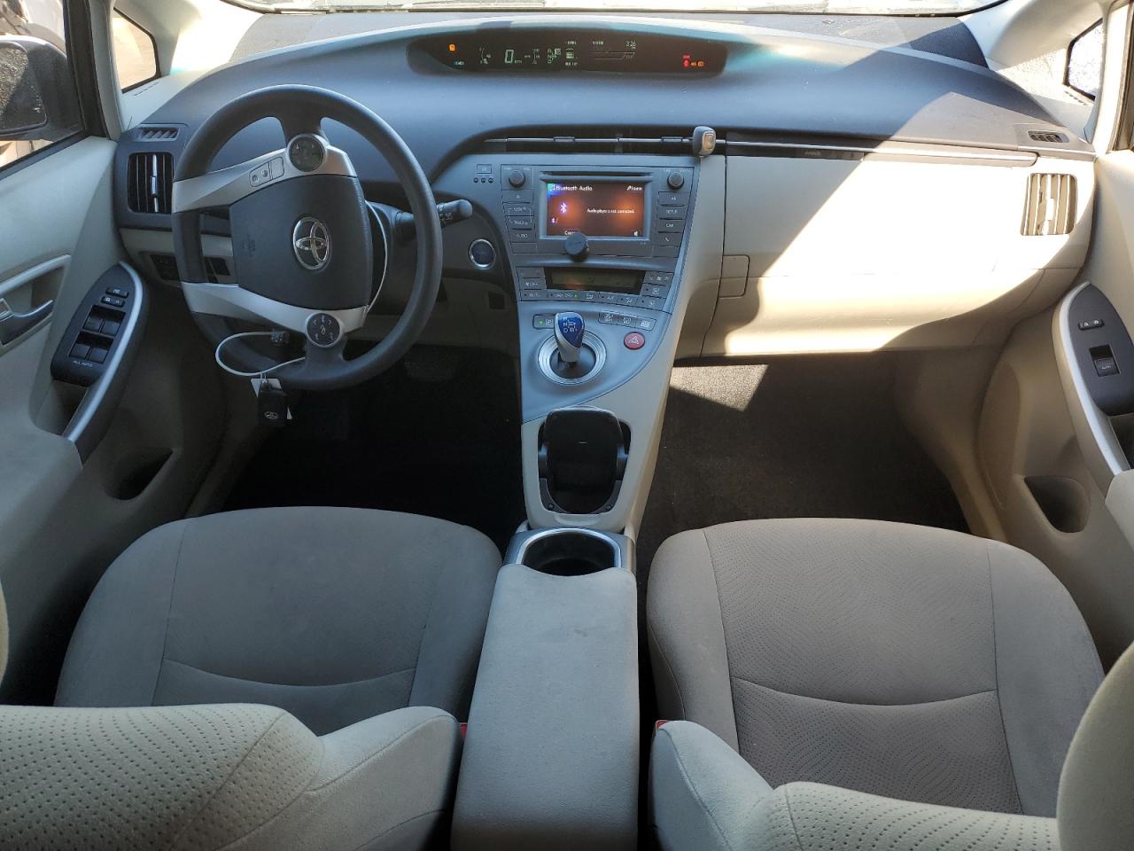 2014 Toyota Prius - Image 8