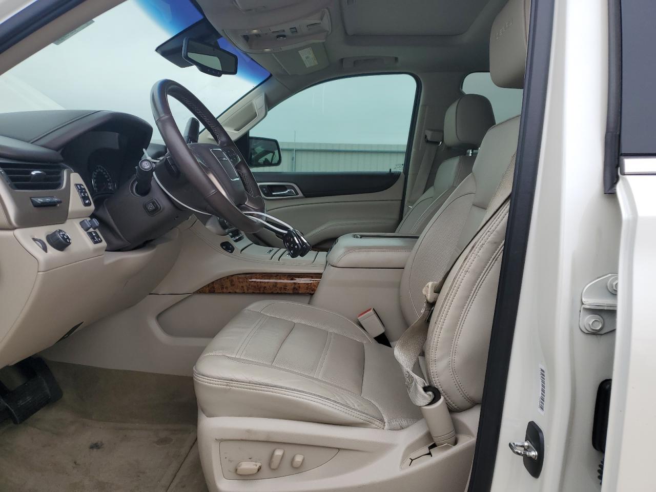 2015 GMC Yukon - Image 7
