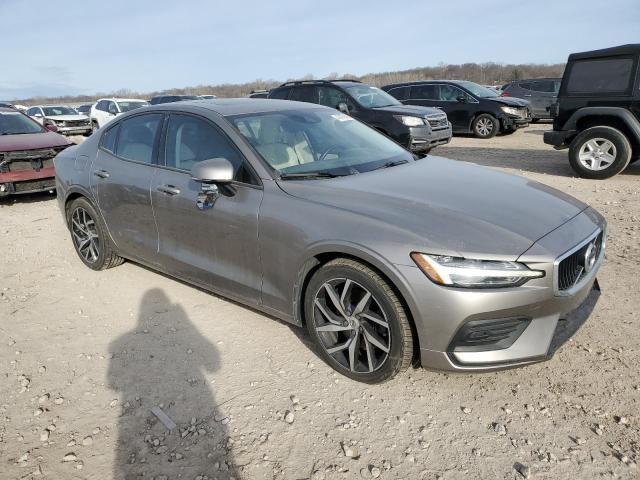  VOLVO S60 2019 tan