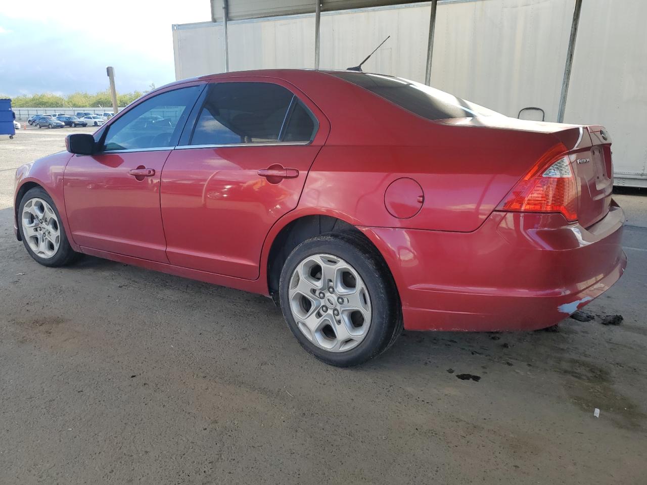 2011 Ford Fusion - Image 2