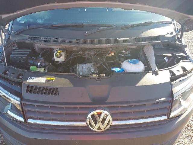 2017 VOLKSWAGEN TRANSPORTE