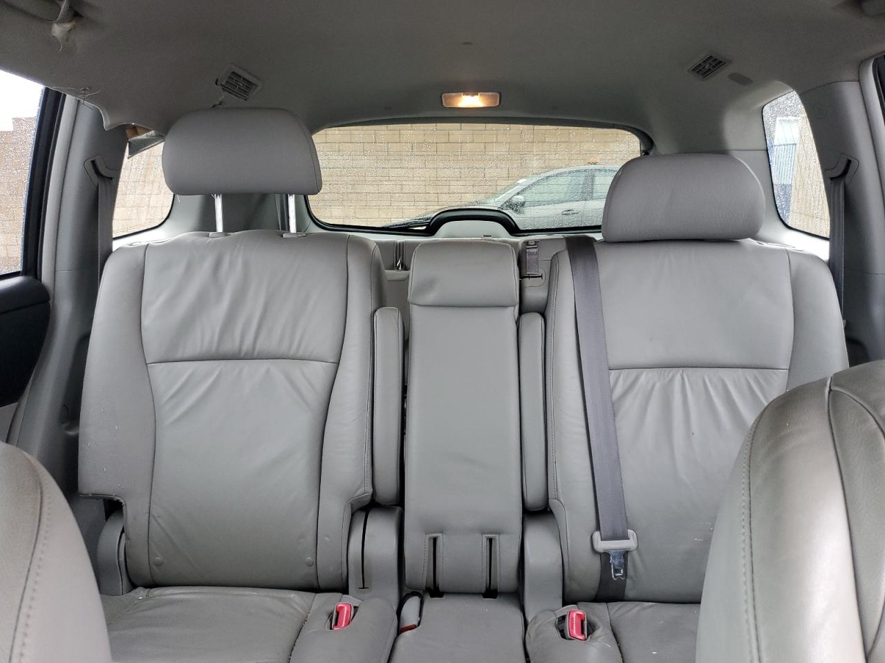 2009 Toyota Highlander - Image 10