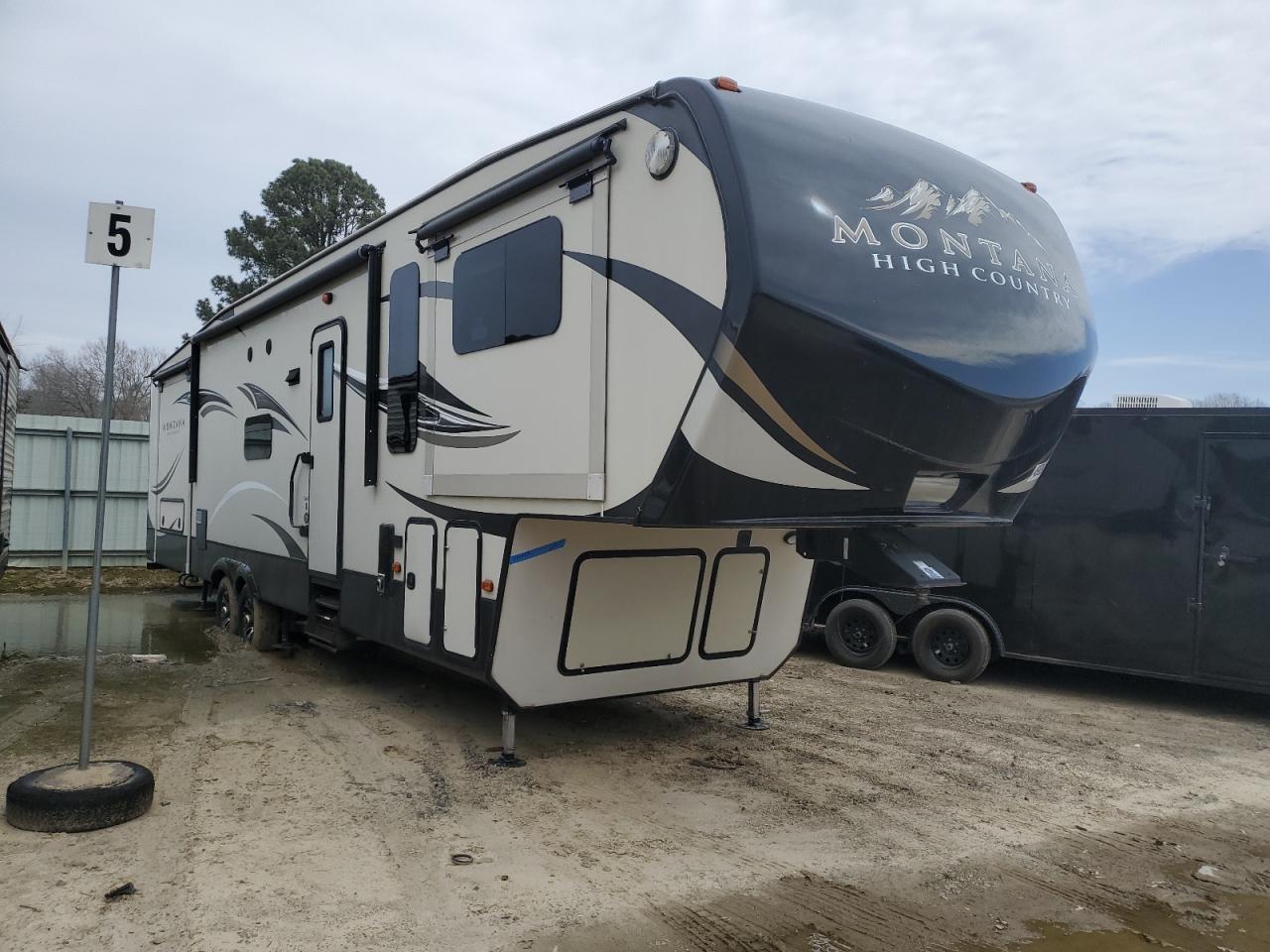 2016 Keystone 5Th Wheel for Sale in Conway, AR - All Over