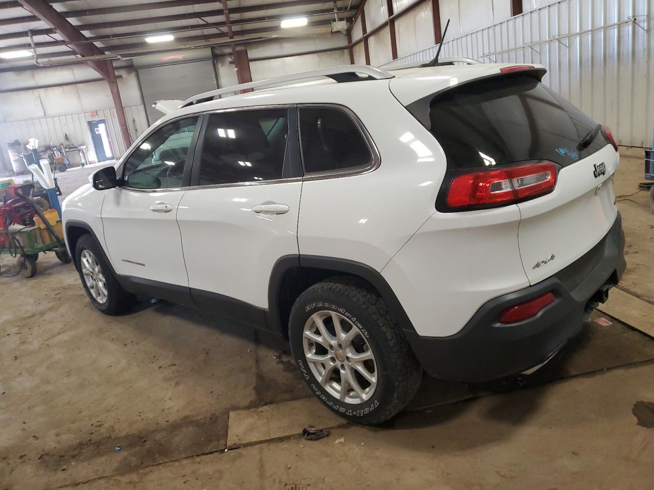 2015 Jeep Grand Cherokee - Image 2