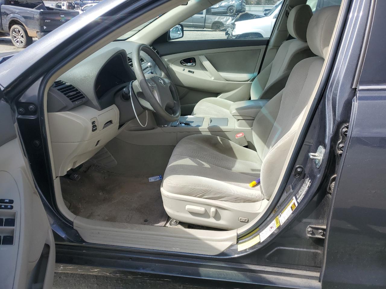 2011 Toyota Camry - Image 7