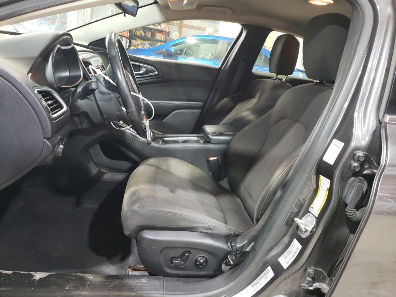 2015 Chrysler 200 - Image 7