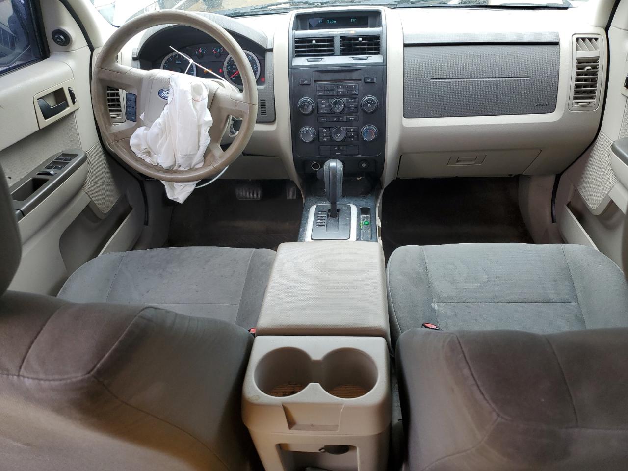 2011 Ford Escape - Image 8