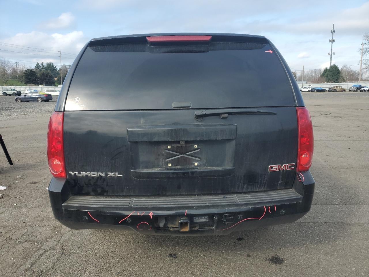 2012 GMC Yukon - Image 6