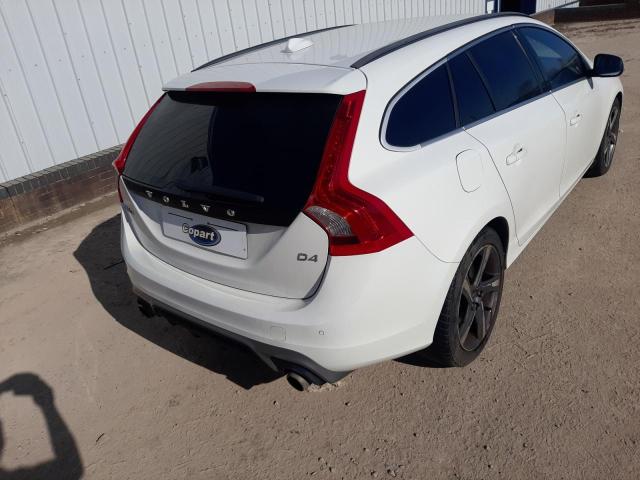 2014 VOLVO V60 R-DESI