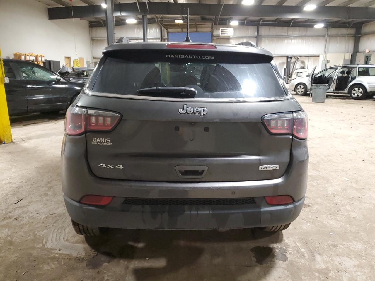 2018 Jeep Compass - Image 6