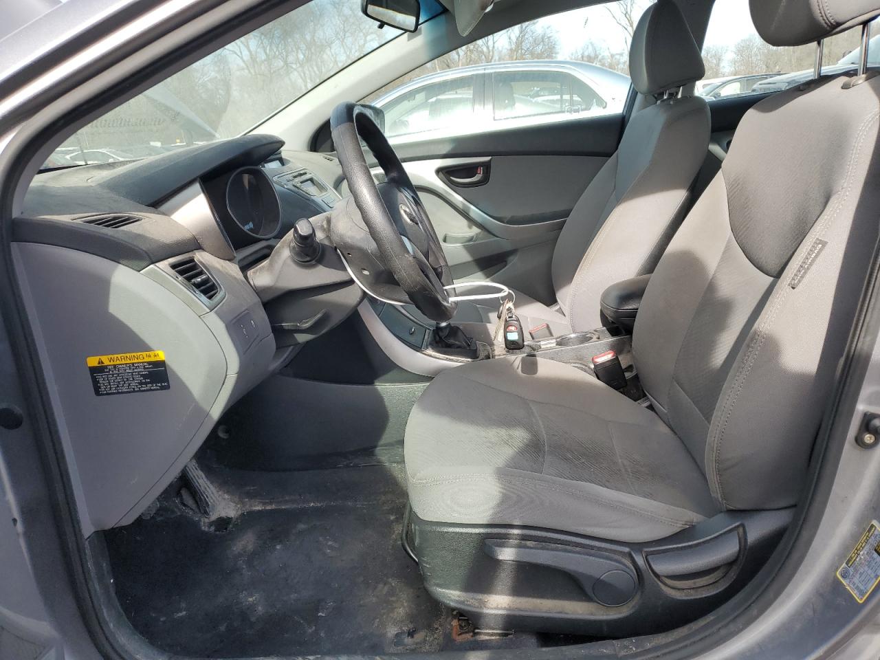 2013 Hyundai Elantra - Image 7