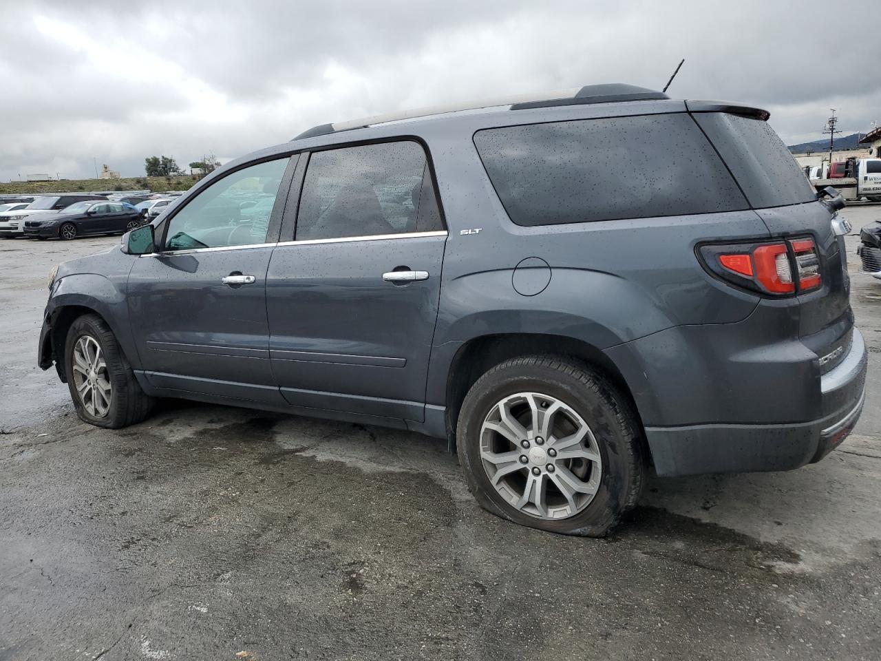 2013 GMC Acadia - Image 2