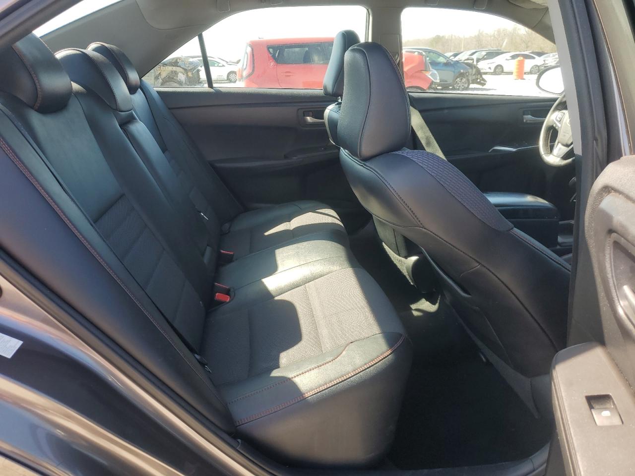 2017 Toyota Camry - Image 11