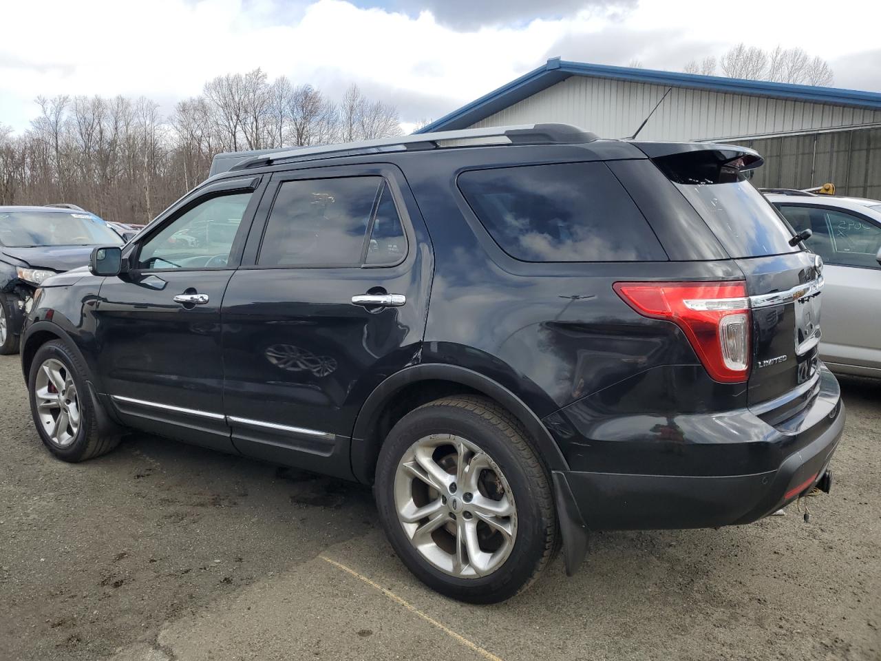 2013 Ford Explorer - Image 2