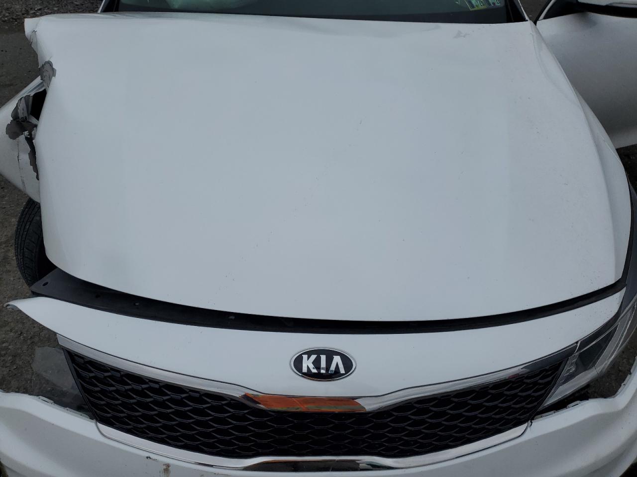 2018 Kia Optima - Image 11