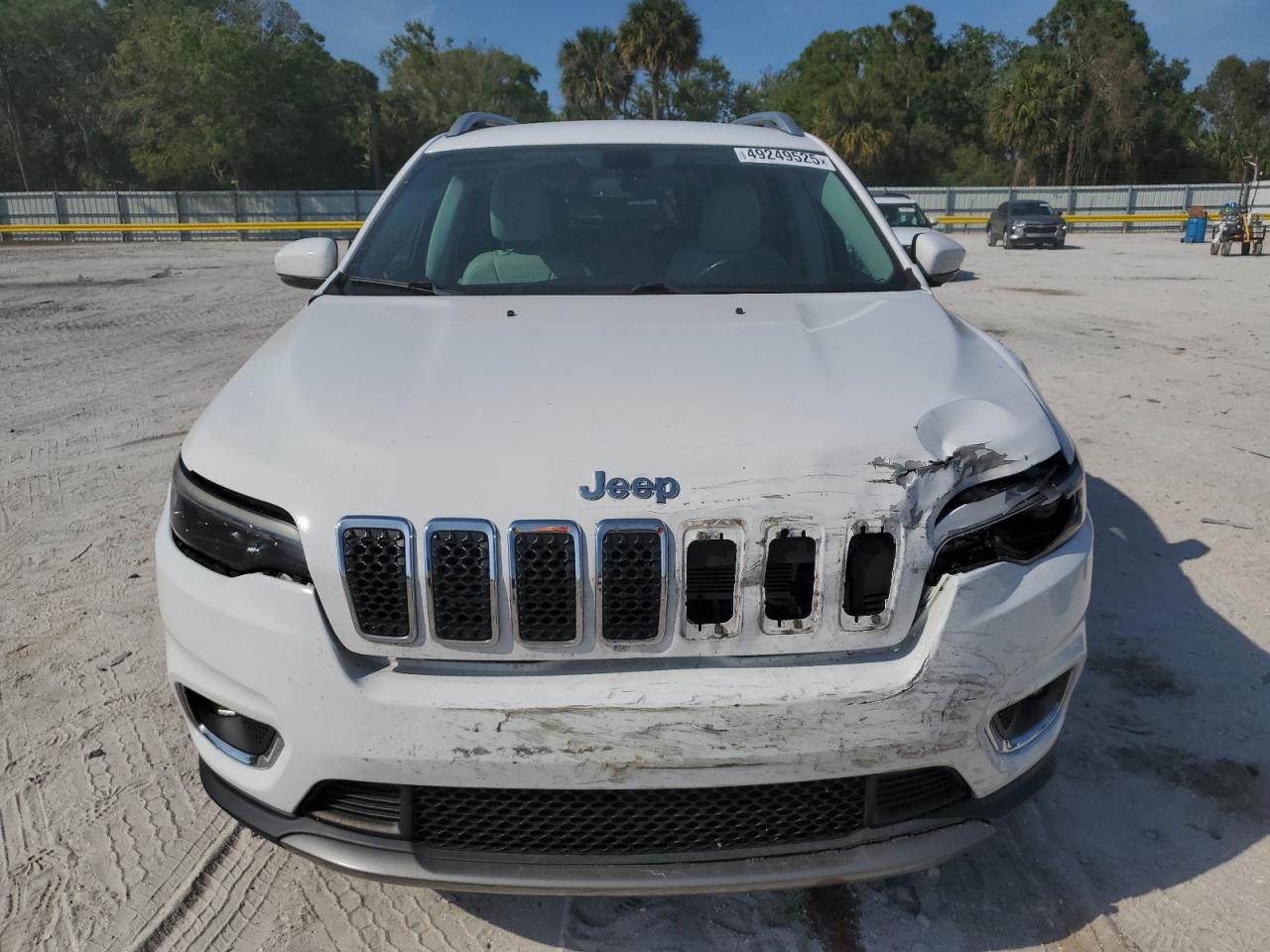 2019 Jeep Grand Cherokee - Image 5