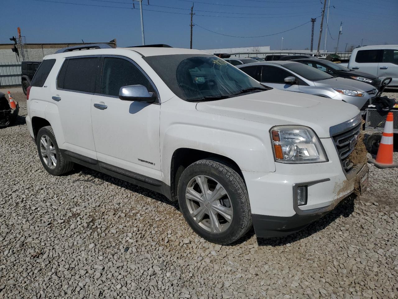 2017 GMC Terrain - Image 4