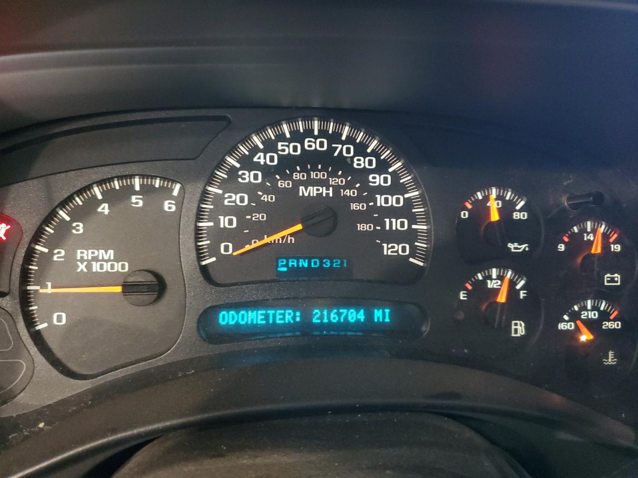 2005 GMC Sierra - Image 9
