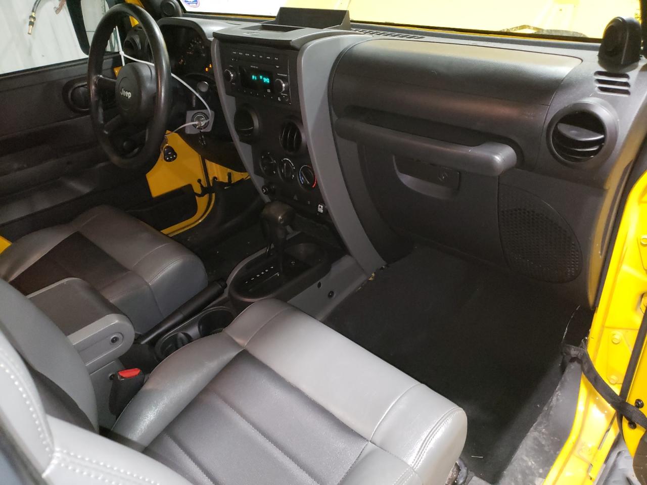 2009 Jeep Wrangler - Image 8