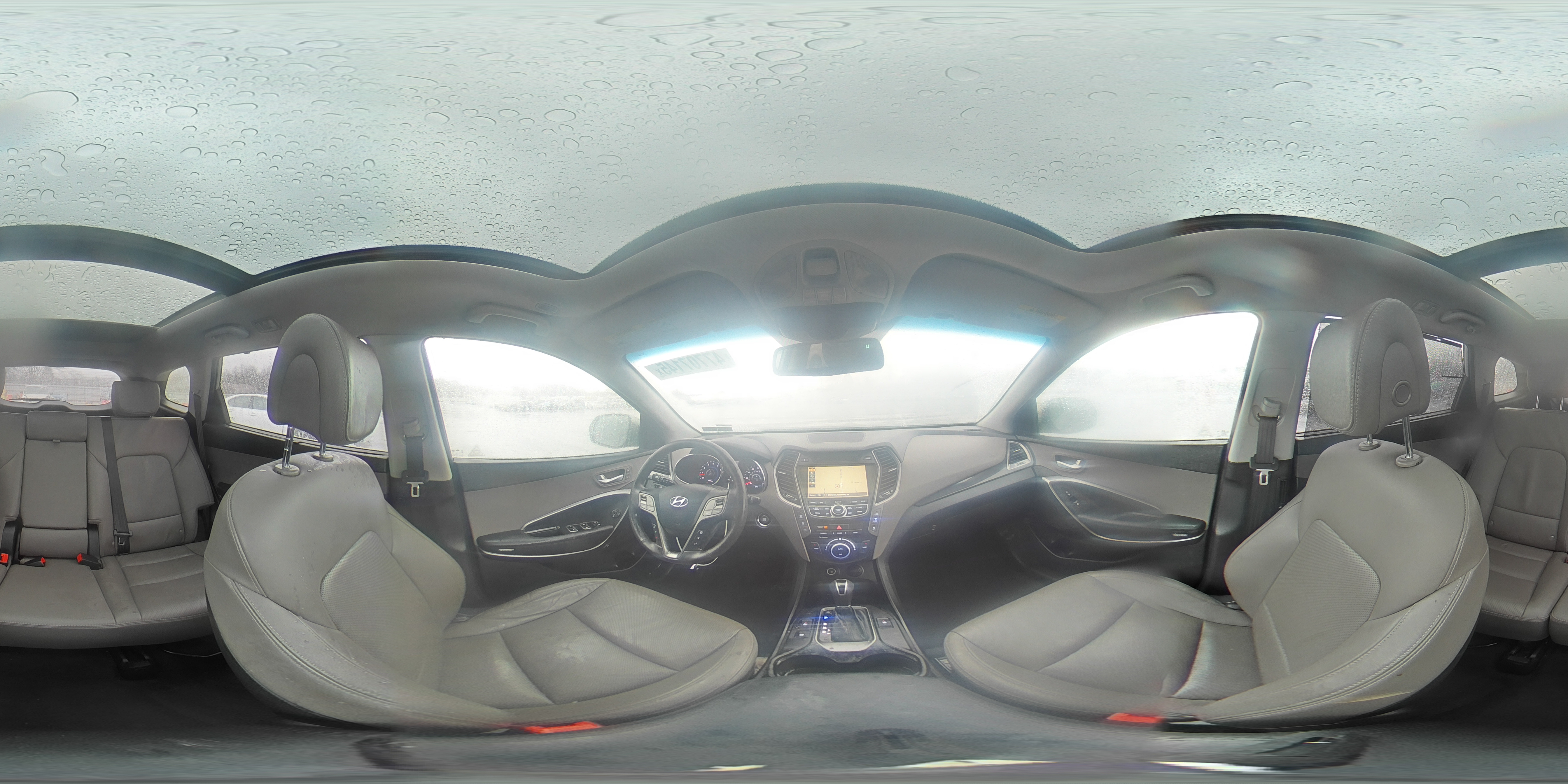 2015 Hyundai Santa Fe - Image 14