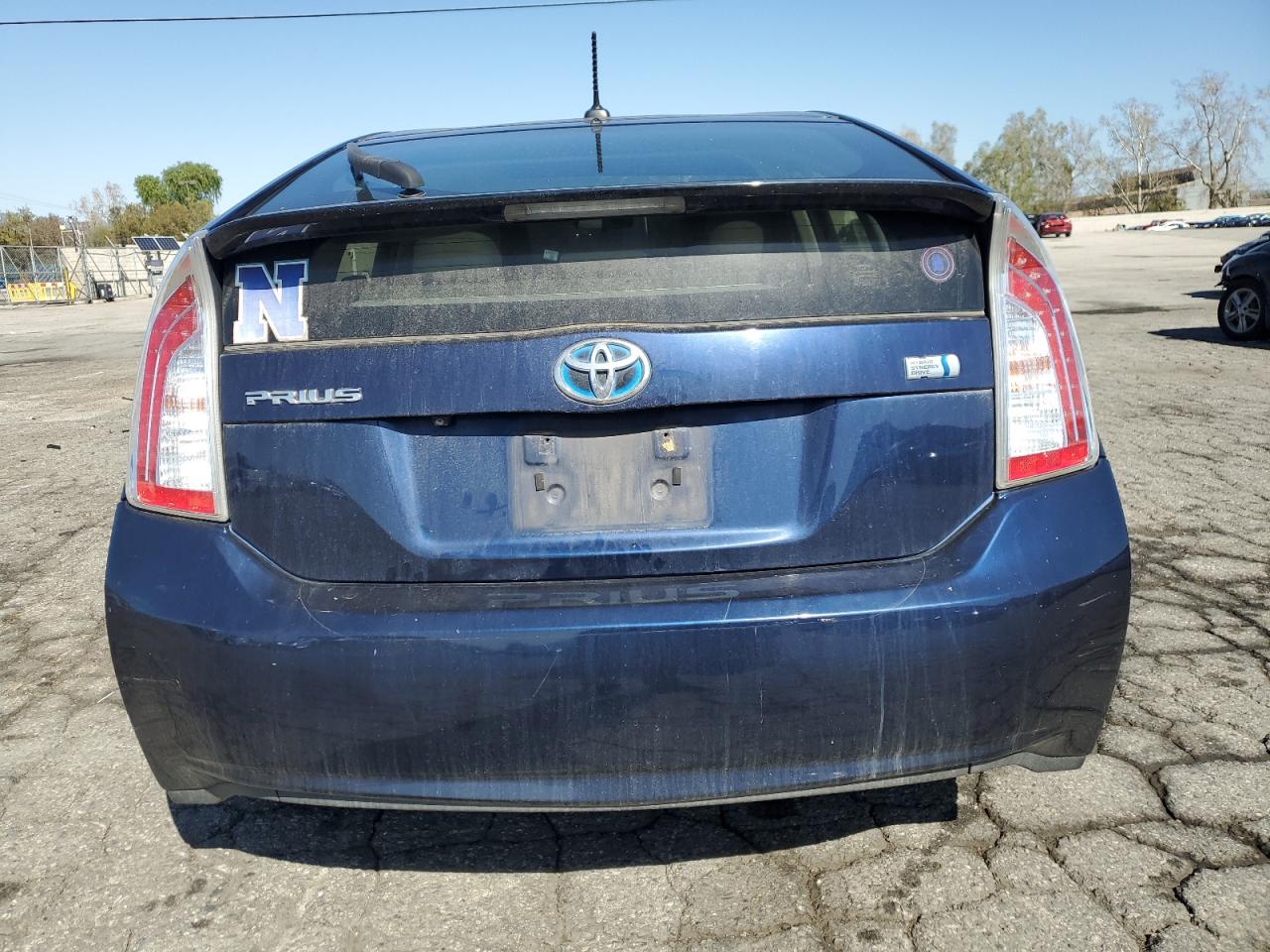 2015 Toyota Prius - Image 6