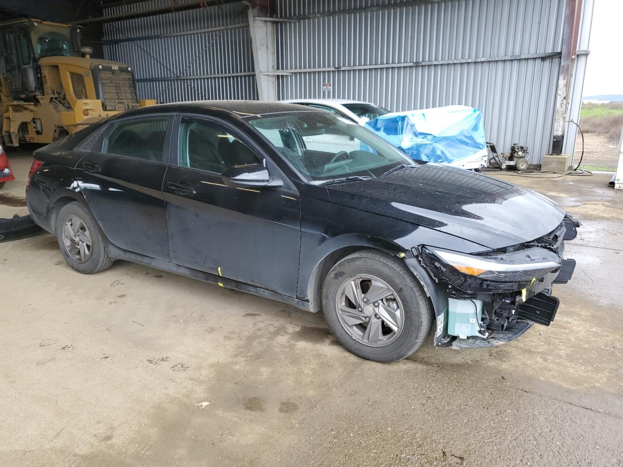 2024 Hyundai Elantra - Image 4