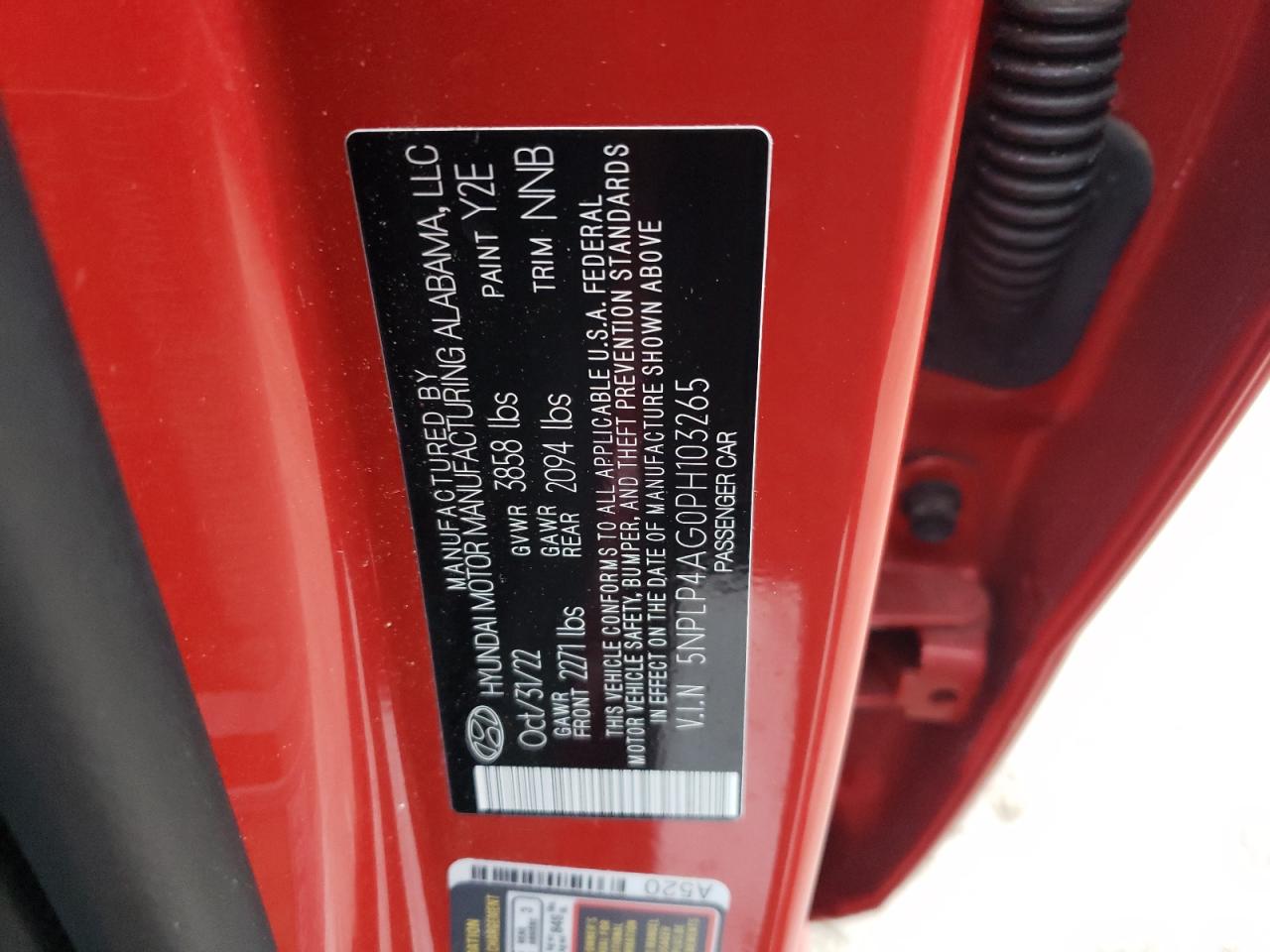 2023 Hyundai Elantra - Image 13
