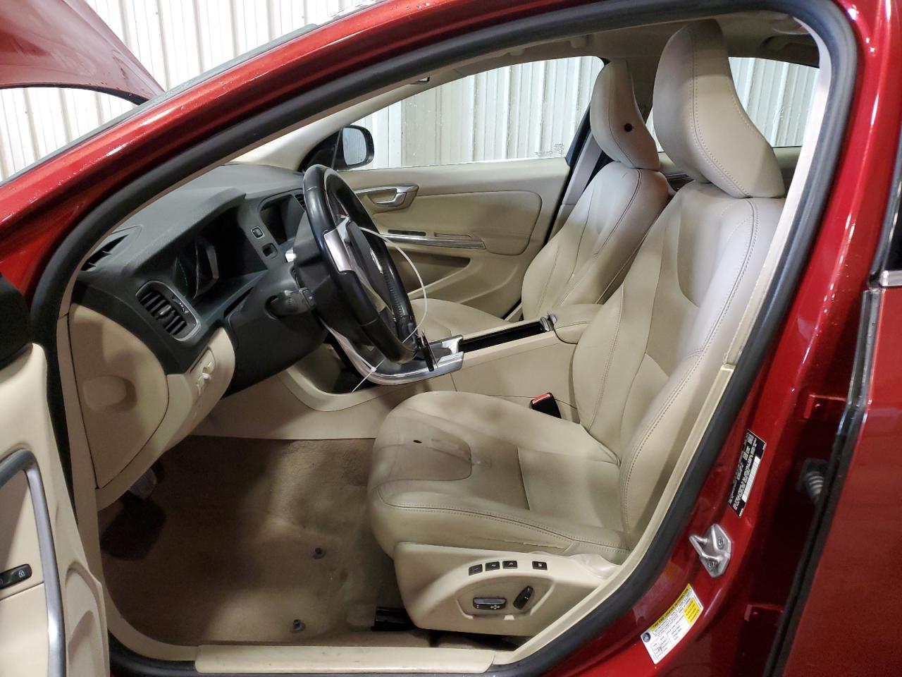 2015 Volvo S60 - Image 7